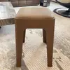 Banqueta plástica espessa para uso doméstico, extra grossa, moderna e simples, empilhável, confortável para sentar por longos períodos, banqueta redonda alta