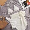 Traje de baño de tres piezas para mujer, estilo europeo y americano, bikini de puro deseo dividido, bikini de playa para adultos recién fruncido y sexy.