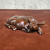 Figurilla de Búfalo Tallada en Madera de Ébano, Artesanía de Vaca Acostada Tallada en Madera Maciza, Animal del Zodíaco Buey Decoración para el Hogar Regalo