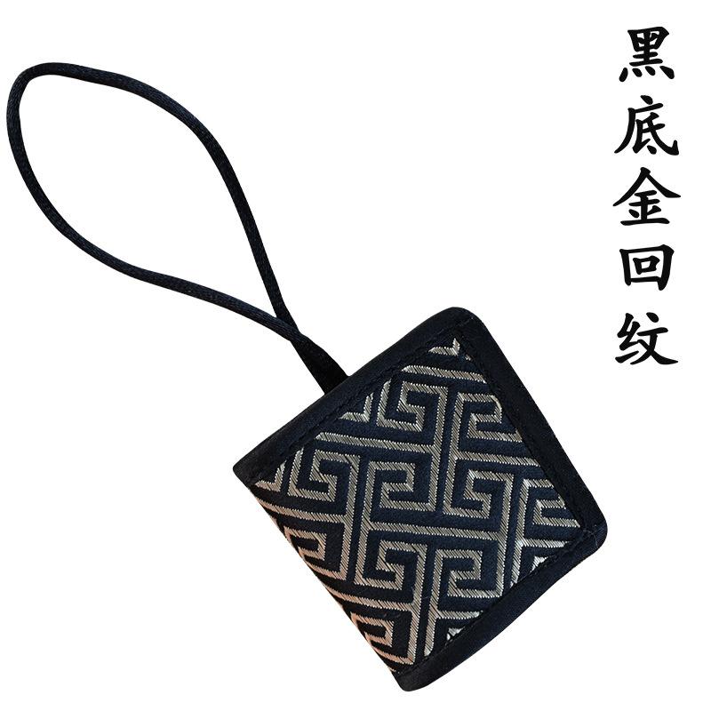黑底金回纹.jpg