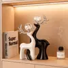 Un Par de Adornos de Ciervo de Lujo Ligero para la Sala de Estar, la Entrada, el Mueble de TV y el Aparador de Vinos, con un Toque de Alta Gama, Decoración de Bola de Cristal, Cerámica Artesanal al por Mayor