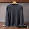 Suéter Masculino de Cashmere 2026 Gola Redonda Outono/Inverno Novo Estilo Cor Sólida Malha Amiga da Pele Para Jovens e Meia-Idade Camada Base Suéter Fino