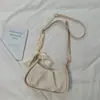 Bolsa Nuvem Rosa Plissada Suave com Design de Nicho, Bolsa Transversal de Ombro/Axila, Versátil para o Dia a Dia, Bolsa de Ombro Texturizada