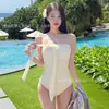 Traje de Baño Blanco de Triángulo Sexy Hottie Coreano para Mujer, Estilo Puro Deseo, Top de Tubo, Cubre Vientre, Adelgazante, Ropa de Baño para Vacaciones en Aguas Termales