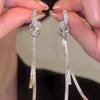 Brincos de liga de cobre prata Long Tassel Brincos de outono e inverno Novas explosões High Sense Fashion Brincos versáteis Ear I