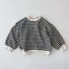 Suéter solto bordado com rosto sorridente listrado para homens e mulheres, top pullover infantil, da moda, para primavera e outono