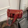 Bolsas Femininas de Luxo Nova Coleção Primavera/Verão 2026 Moda Tendência Bolsa de Ombro/Axila Versátil Crossbody Pequena Quadrada