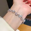 Pulsera con Colgante de Mariposa de Circonita Minimalista para Mujer, Moderna y Exquisita, Lujo Ligero con un Toque de Alta Gama, Diseño Único