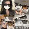 Gafas de Prescripción Fashionables de Montura Cuadrada Fotocromáticas Anti-Luz Azul para Hombres y Mujeres, Adecuadas para Estudiantes, con Efecto Adelgazante