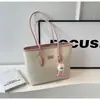 Bolso de Mano de Moda para Mujer Bolso Tote para Mujer Bolso de Hombro Versátil Primavera y Verano Nuevo para Estudiantes Viajes Diarios Bolso Tote Texturizado de Mano