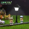 Lámpara modelo de paisaje en miniatura, con iluminación de doble color, decoraciones de musgo y suculentas, y ornamentación creativa