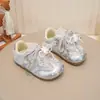Zapatillas estilo princesa para niños, colección primavera y otoño, nuevo diseño de lazo, transpirables, suela suave, antideslizantes, versátiles, zapatillas de bebé Forrest Gump