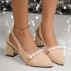 Tacones Altos con Correa de Perlas Estilo Francés para Mujer, Nuevos Sandalias Negras de Tacón Grueso y Punta Cerrada Primavera/Verano 2026, Zapatos de Salón de Punta