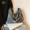 Mochila feminina casual de grande capacidade 2026 nova moda mochila para o dia a dia bolsa de ombro versátil multiuso