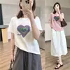 Camiseta Juvenil Estilo Coreano com Estampa de Coração Degradê, Gola Redonda, Mistura de Algodão, Manga Curta Casual, Caimento Relaxado, Top Versátil de Verão