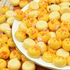 YQT Cute Cat Paw Print Puff Cream Cola Resina DIY Acessórios de Jóias Minion Comida Jogar Sanduíche Pão Pequenos Enfeites
