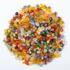 Venta al por mayor de fábrica Piedra triturada de cristal natural Cristal blanco Cuarzo rosa Piedra de cristal amarillo Materiales hechos a mano para decoración de uñas Piedra desmagnetizadora de cristal