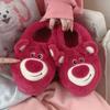 Bonito tridimensional urso morango quente pelúcia casual sapatos de casa inverno Toy Story sapatos de confinamento interior