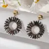 Pendientes Tejidos de Cristal con Círculo de Flores de Colores Lujo Accesible Nicho Pendientes de Gama Alta Moda Europea y Americana Pendientes Elegantes para Mujer