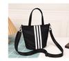 2024 Novo Simples Listrado Nylon Pano Balde Pequena Bolsa Casual Esportes Almoço Bolsa Moda Crossbody Pequena Bolsa