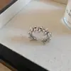 Anillo Geométrico Abierto de Resina Estilo Maillard Vintage, Moderno y Único, Anillo Minimalista para Dedo Índice con Diseño de Nicho