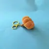 Llavero Colgante de Calabaza Tejida a Crochet Llavero Pequeño Tejido a Mano Accesorios para Bolsas Fábrica de Llaveros Venta al por Mayor
