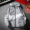 Ropa de protección solar de verano para hombre, seda de hielo, transpirable, ligera, fresca, holgada, talla grande, chaqueta casual de protección solar, abrigo fino para hombre