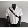 Camiseta de Verano Holgada Sencilla Color Sólido Estilo Retro Americano Manga Corta Cuello en V Casual Desestructurada para Hombre con Pequeño Diseño Mangas Cortas