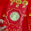 2026 Año del Caballo Moneda de Oro Conmemorativa Sólida de la Suerte Sobre Rojo Bolsa de la Suerte Regalo de Nochevieja Entrega de Texto Secreto