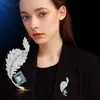 Broche Pequeño de Hoja de Cristal Simple Elegante Estilo Europeo Diseño Creativo Alto Grado Cuello de Camisa Broche Antirreflejos