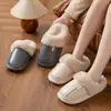 Colección nueva de invierno 2026: Pantuflas impermeables, cálidas y forradas de felpa para mujer y hombre para otoño e invierno, diseño simple, adecuadas para parejas, venta al por mayor disponible