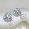Pendientes de Perla de Agua Dulce Camelia 2025 Pendientes Versátiles de Moda Lujo Ligero Nicho Stud Collar Anillo