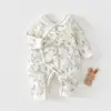 Macacão de bebê para outono e inverno, acolchoado de 40g, macacão de peça única, roupa acolchoada para bebê de um mês, macacão de borboleta para recém-nascido