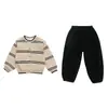 Conjunto de Niña para Primavera y Otoño 2026 Nuevo Casual Estilo Coreano Chaqueta de Béisbol a Rayas con Pantalones Baggy de Moda para Niños Mayores