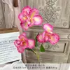 Ramo falso de simulación de rosas rojas, flores de boda, flores artificiales de alto sentido, adornos terminados, flores decorativas para sala de estar, al por mayor