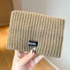 Diadema Deportiva de Rayas Sencilla 2025 Otoño e Invierno Nuevo Estilo Diadema para el Cabello Coleta Atadura para el Cabello Diadema Aro para el Cabello Accesorio para el Cabello de Gama Alta para Mujer