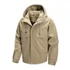 Jaqueta com Capuz Casual Nova para Outono e Primavera Masculina Marca Moderna Roupa de Trabalho Estilo Americano Jaqueta Masculina com Múltiplos Bolsos