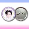 Broche de Lata Hou Minghao Merchandising de Show