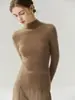 Suéter Kang Sai Ni 14.5 Micrones ~ 100% Cachemir Puro Ajuste Delgado Cuello Semi Alto Tejido Capa Base para Mujer Favorecedor