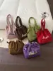 Bolso de hombro de gamuza para mujer, bolso de mano de gran capacidad, bolso de moda bordado para el hombro del commute, bolso tote simple y versátil para mujer
