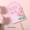 Celebridad de Internet 520 Decoración de Pastel para el Día de San Valentín Pareja Sosteniendo Rosas Vaso Recto Vaso de Mousse de Fresa Bolso
