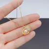 Collar de perlas de concha de alta calidad para mujer, diseño de abanico de nicho, cadena para la clavícula de perlas artificiales elegantes, joyería del mismo estilo que las celebridades de internet