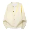 Nuevo cárdigan casual de moda estilo old money de lujo ligero con botones, cuello redondo, manga larga para hombre, cárdigan de punto de manga larga para hombre