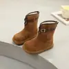 Botas de Neve para Meninas Inverno 2025 Novas Botas de Algodão Integradas com Pelo Plush para Crianças Meninas Princesa Cano Alto Sapatos Grandes de Algodão