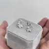 Clip de Oreja de Lazo de Circonita Rosa Dulce Diseño de Bobina de Mosquitos Clip para Cartílago de la Oreja Lujo Accesible Gama Alta Versátil Pendientes Elegantes