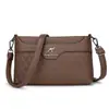 Bolso de Moda de Gama Alta para Mujer 2025 Otoño e Invierno Nuevo Retro Bolso de Hombro para Madre Popular Versátil Cruzado para Mujeres de Mediana Edad