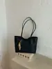Bolsa de palha trançada vintage para mulheres, bolsa de ombro com grande capacidade, bolsa simples para o dia a dia da mulher, acessório de moda atacado