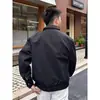 Nova coleção de primavera e outono: jaqueta da moda, de alta qualidade, estilo desconstruído com gola estilosa, perfeita para homens, oferecendo um visual moderno e descolado, e versátil o suficiente para ser combinada com vários looks; uma peça de outer wear de cor sólida