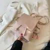 Mochila Nova de Grande Capacidade para Primavera e Verão de 2026, Design de Nicho Simples e Fashionável Estilo Coreano Mochila Retro com Cordão