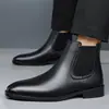Comércio Exterior 2026 Outono/Inverno Novos Sapatos Casuais Masculinos Moda Estilo Coreano Couro de Cano Alto Botas de Couro Masculinas Transfronteiriças Tamanho Grande Slip-On